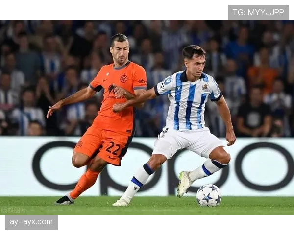 祖比门迪 vs 德克兰·赖斯:拦截效率与组织能力对比分析 祖比门迪 vs 德克兰·赖斯:拦截效率与组织能力对比分析