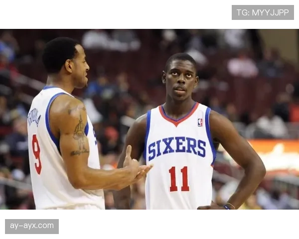 霍勒迪挡拆助攻提升比尔效率 拉开球队进攻差距